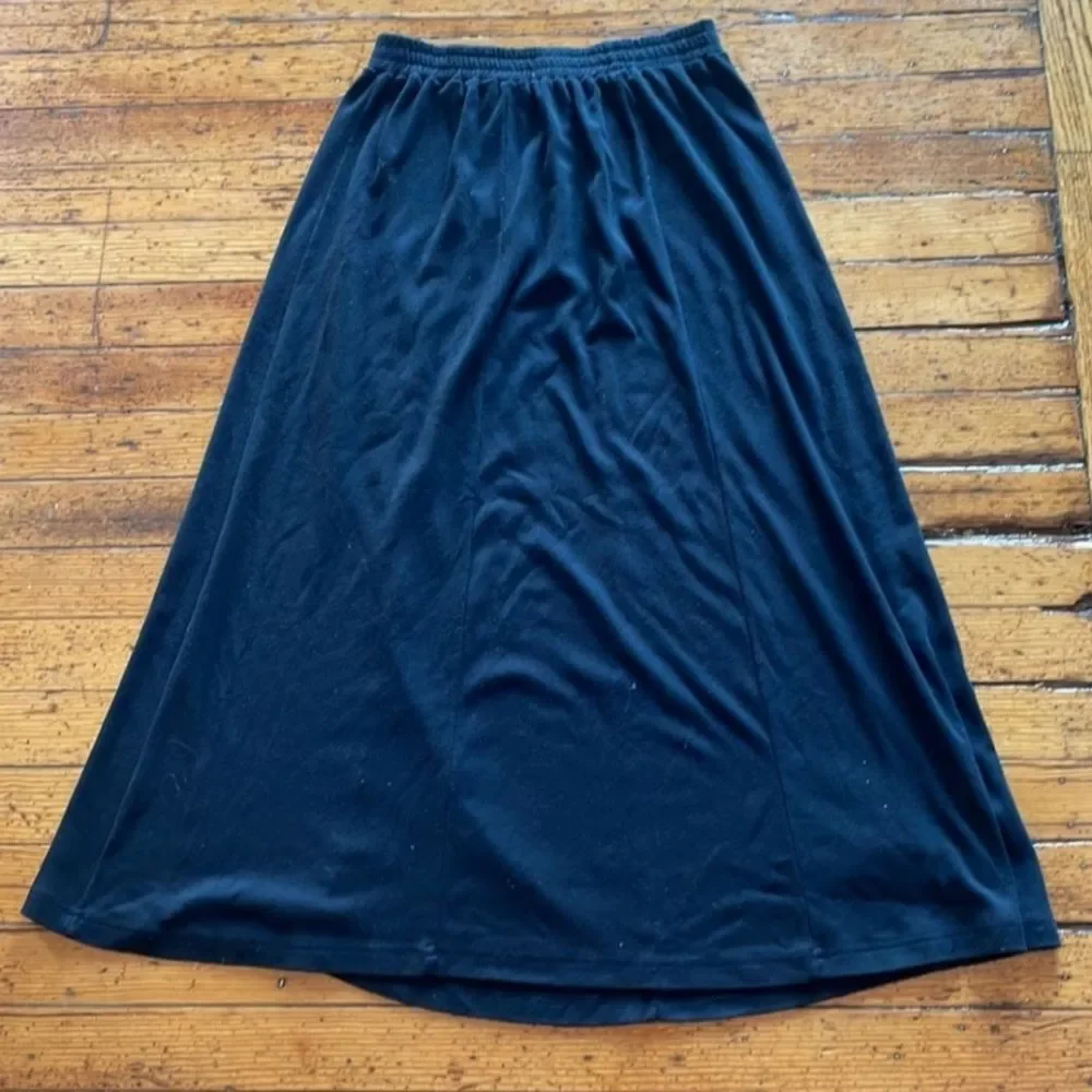 C P Collection Vintage Elastic Waist Black Maxi Skirt Size Small‎